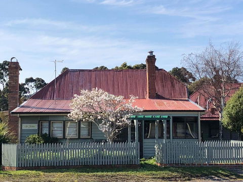 Kerrellie Cottages 2, 4 & 8 Reid Street - Darwin Holiday 0