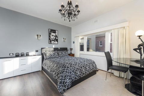 Jones On Wilson Boutique B&B - Darwin Holiday 13