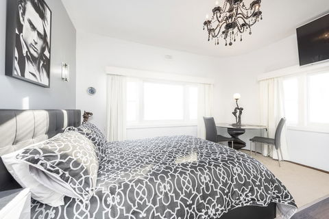 Jones On Wilson Boutique B&B - Darwin Holiday 20