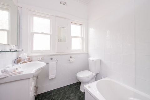 Jones On Wilson Boutique B&B - Darwin Holiday 26