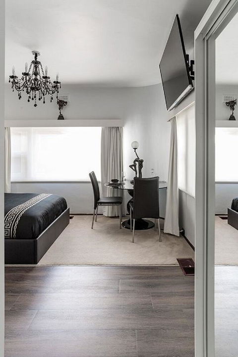 Jones On Wilson Boutique B&B - Darwin Holiday 12