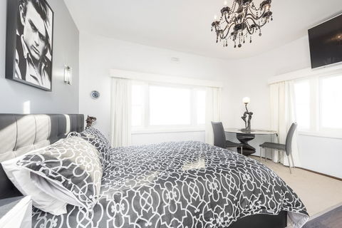 Jones On Wilson Boutique B&B - Darwin Holiday 11