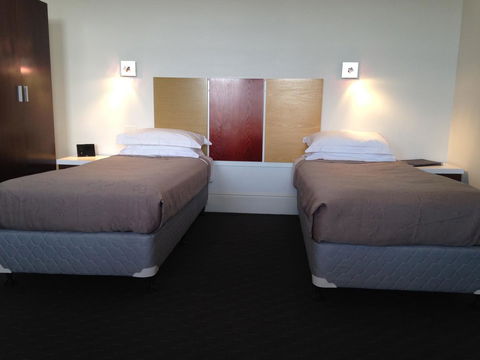 Auldington Hotel - Darwin Holiday 22
