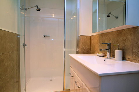 Richmond Coachmans Rest - Darwin Holiday 24