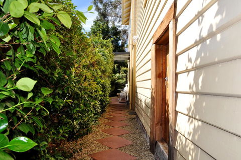Belton Apartments-Hedge Cottage - Darwin Holiday 5