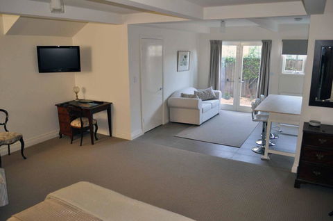 Belton Apartments-Hedge Cottage - Darwin Holiday 31