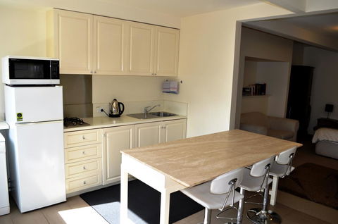 Belton Apartments-Hedge Cottage - Darwin Holiday 9