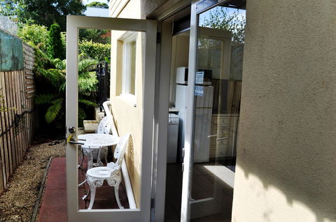 Belton Apartments-Hedge Cottage - Darwin Holiday 7