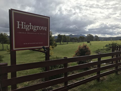 Highgrove - Darwin Holiday 19