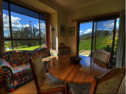 Plovers Ridge Country Retreat - Darwin Holiday 5