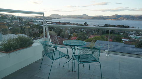 Anchorage Tasmania - Darwin Holiday 12