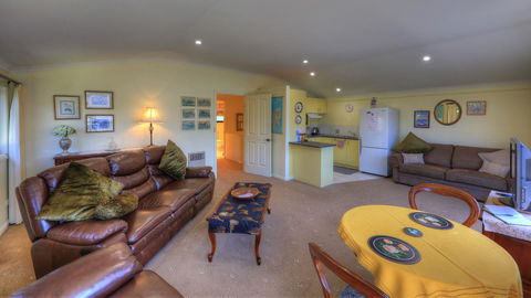 Birchwood On The River - Devonport, Tasmania - Self-Contained And Self-Catering Accommodation - Darwin Holiday 17