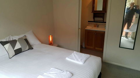 City Townhouse Walking Distance To City - Darwin Holiday 3