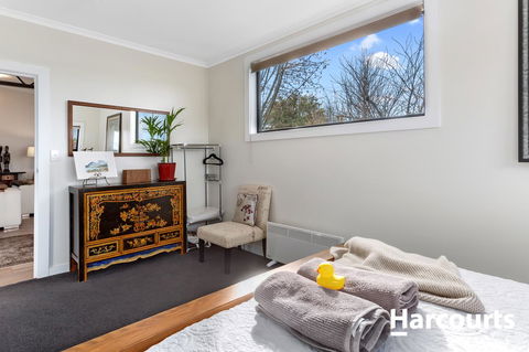 The WeareHouse In Deloraine - Darwin Holiday 19