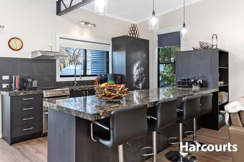 The WeareHouse In Deloraine - Darwin Holiday 17