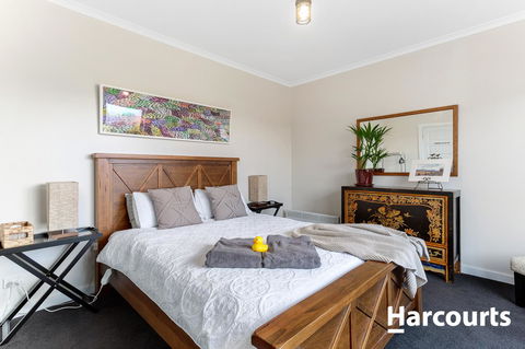 The WeareHouse In Deloraine - Darwin Holiday 4