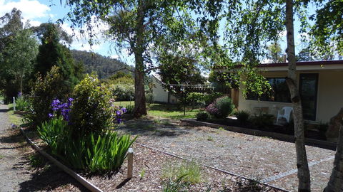 Karoola Cottage Self Contained - Darwin Holiday 3