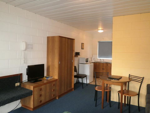 Aberdeen Court Apartments - Darwin Holiday 8