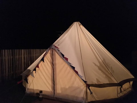 Twamley Farm - Darwin Holiday 1