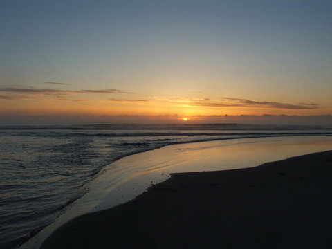 Seymour Waves - Darwin Holiday 24