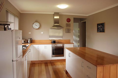 Pinestumps Holiday Home - Darwin Holiday 1