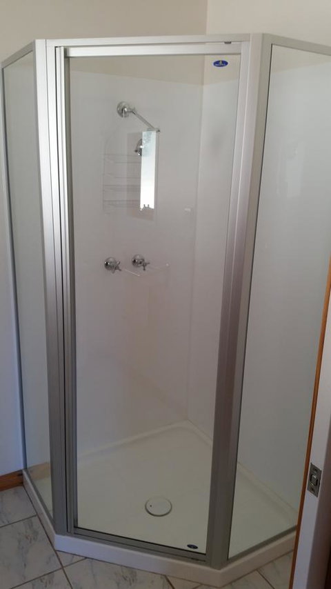 Four Seasons Waterfront Villas - Darwin Holiday 12