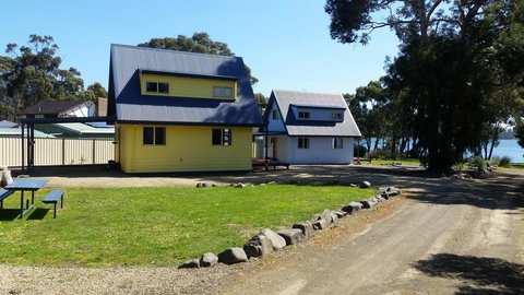 Four Seasons Waterfront Villas - Darwin Holiday 9