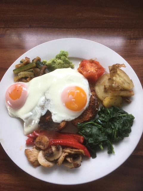 House On The Hill Bed And Breakfast - Darwin Holiday 11