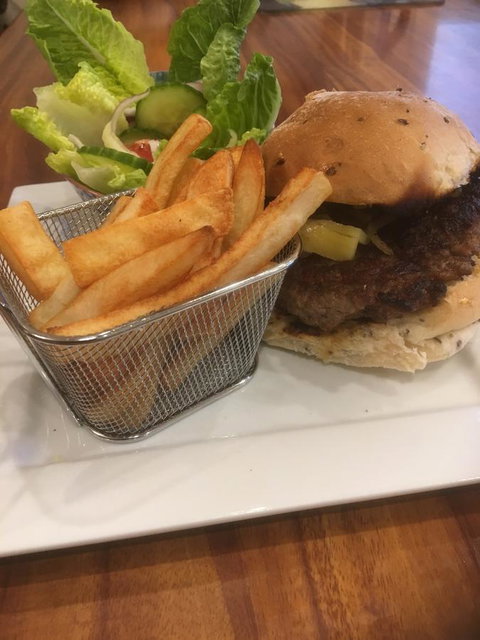 House On The Hill Bed And Breakfast - Darwin Holiday 22