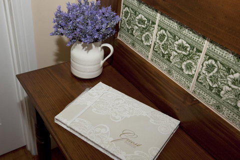 House On The Hill Bed And Breakfast - Darwin Holiday 32