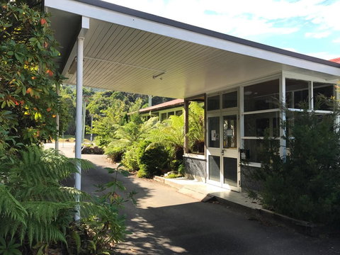 Mount Black Lodge - Darwin Holiday 1