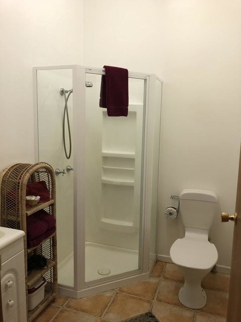 Mount Black Lodge - Darwin Holiday 11