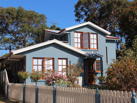 Cod Rock Point - Darwin Holiday 23