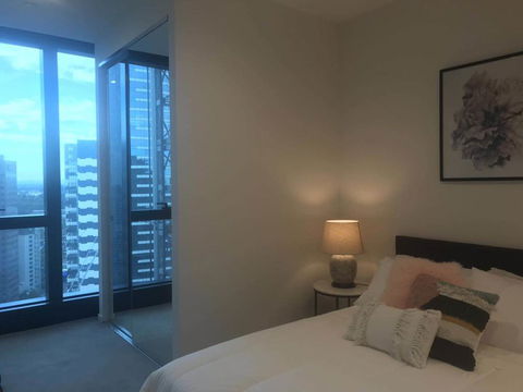 New 2 Bedroom 2 Bathroom Apartment Close To Crown Casino - Darwin Holiday 1