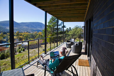 New Norfolk Apartment - Darwin Holiday 2