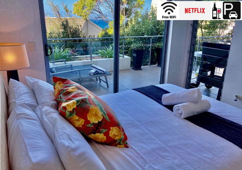 NEW Sunshine Beach Family Escape 3 Bedroom With Free Wifi And Parking - Darwin Holiday 0