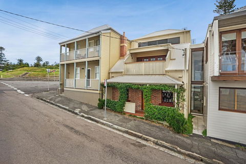 Newcastle Executive Homes - Oceanview Terrace - Darwin Holiday 3