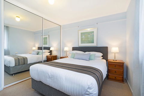 Newcastle Short Stay Apartments - Flagstaff Apartment - Darwin Holiday 1