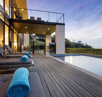 Newhaven Luxury family home with bay views large pool Jacuzzi tennis court playground - Darwin Holiday