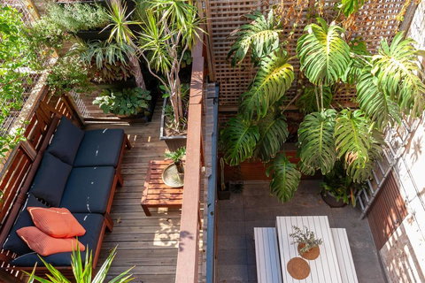 Newly Renovated Dream Mansion - In The Heart Of The City - Darwin Holiday 2