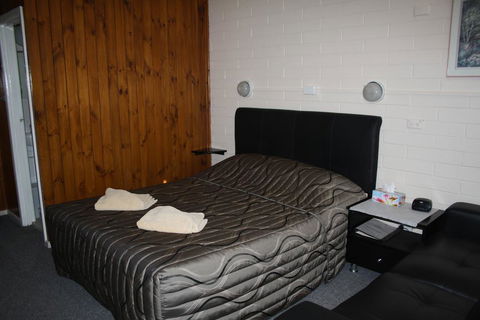 Nhill Oasis Motel - Darwin Holiday 0