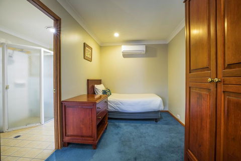 Nightcap At Federal Hotel Toowoomba - Darwin Holiday 1