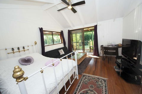 Nimbin Waterfall Retreat - Darwin Holiday 2