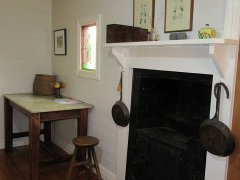 Nivani 1880's Cottage - Darwin Holiday 1