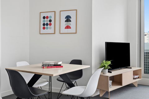 Nook Melbourne Apartments : Jane Bell Lane - Melbourne CBD - Darwin Holiday 2