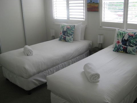 Noosa Entrance Waterfront Resort - Darwin Holiday 2
