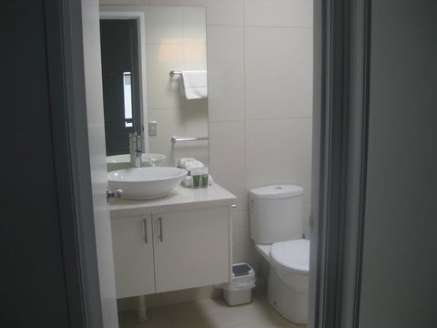 Noosa Entrance Waterfront Resort - Darwin Holiday 3