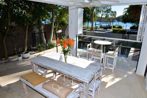 Noosa Water Views - Darwin Holiday 1