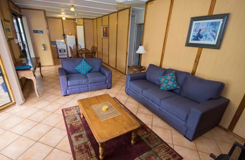 Nornalup Riverside Chalet - Darwin Holiday 2