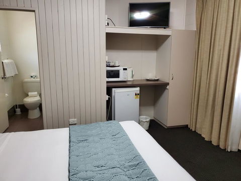 O'Sheas Windsor Hotel - Darwin Holiday 2